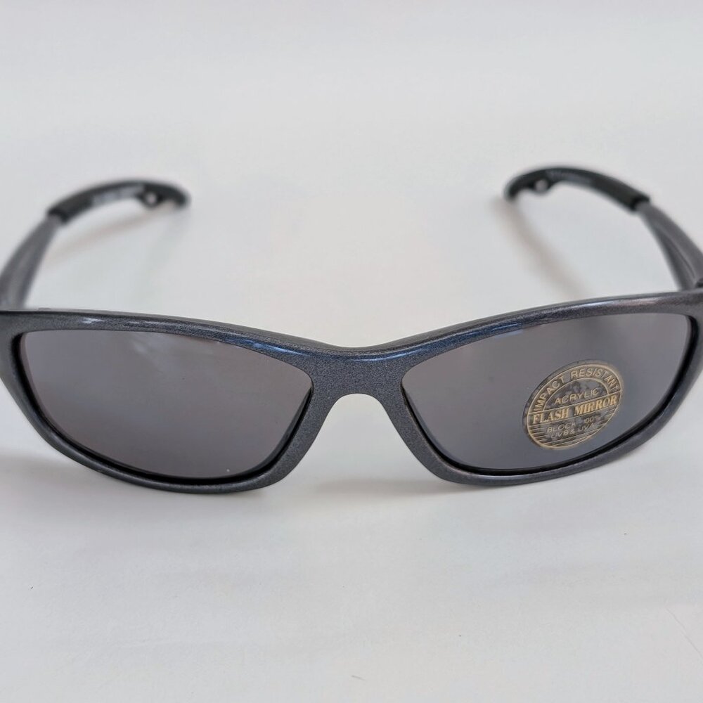 NWT Vintage 90's PC Rectangle Sporty Sunglasses (S. Gray)